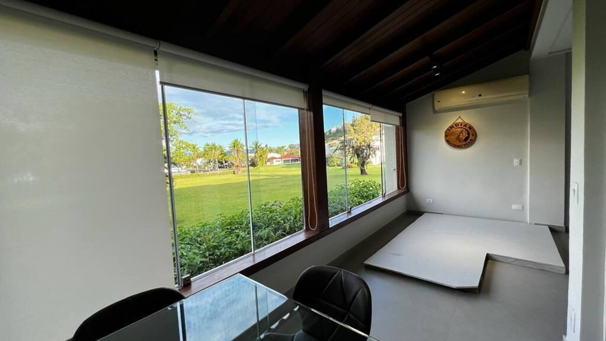 Frade Apartment | Opposite the Fasano Hotel, the beach and the Marina.