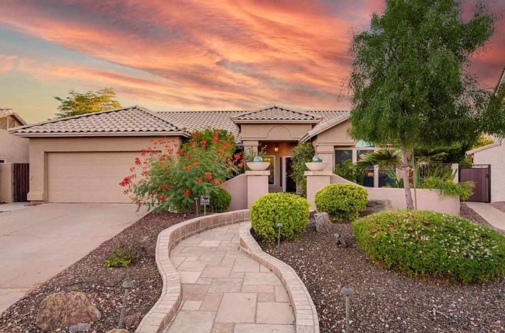 Paradise Valley Village House | Oraibi Oasis