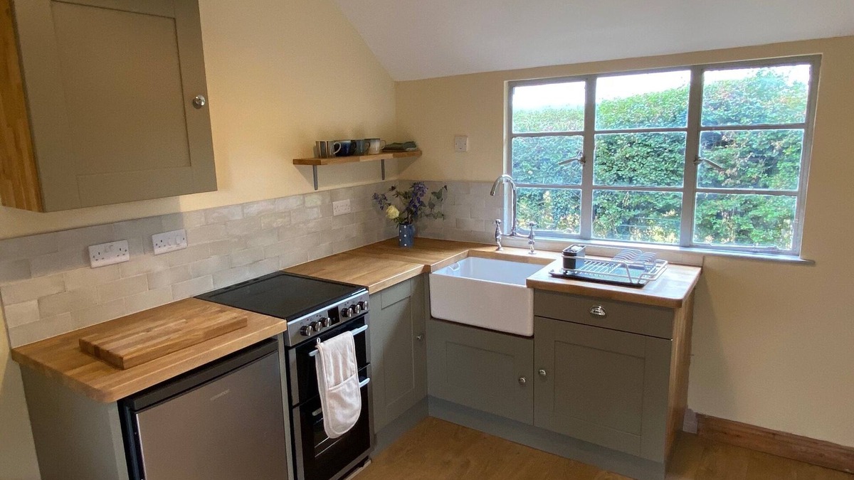 Ross-on-Wye Cabin | Orchard Cabin Herefordshire Wye Valley