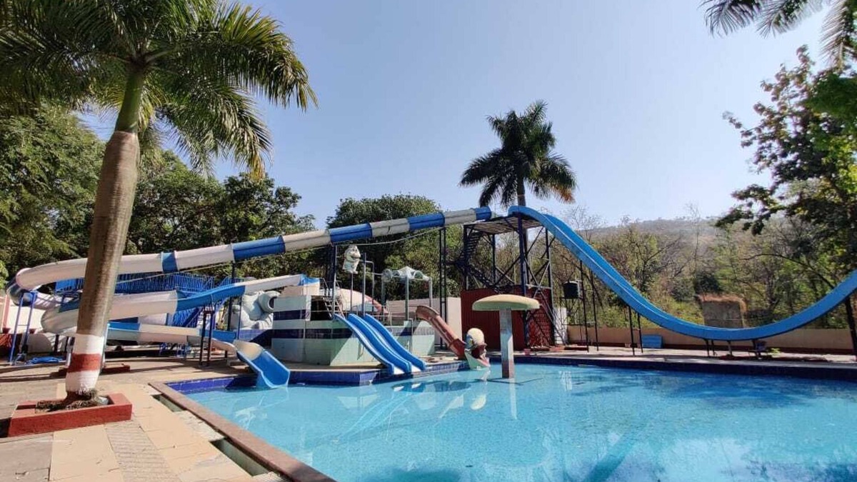 Kapurhol Hotel | Orchard Resort By Vaishali