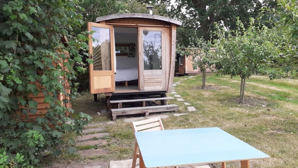 Bramfield Cabin | ORCHARD WAGON