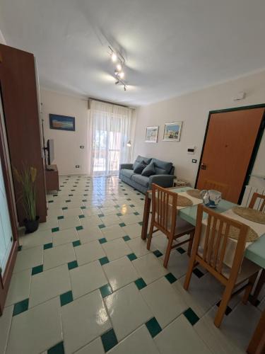 Nettuno Apartment | Orchidea Borghese