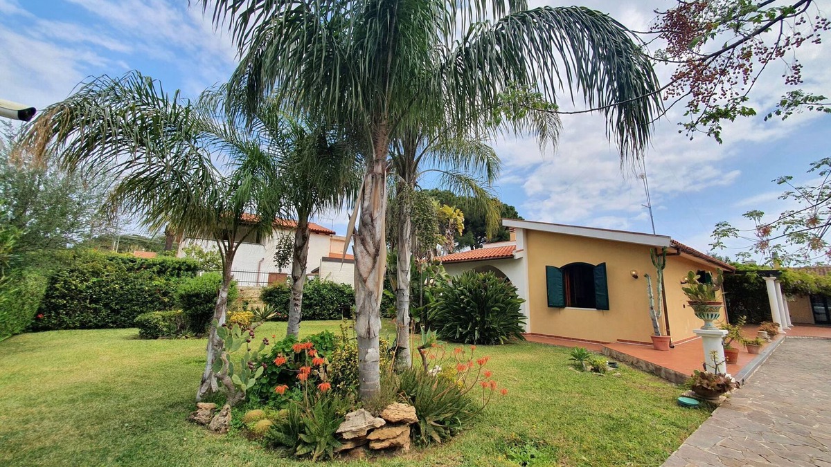 Arenella House | Orchidea by Interhome