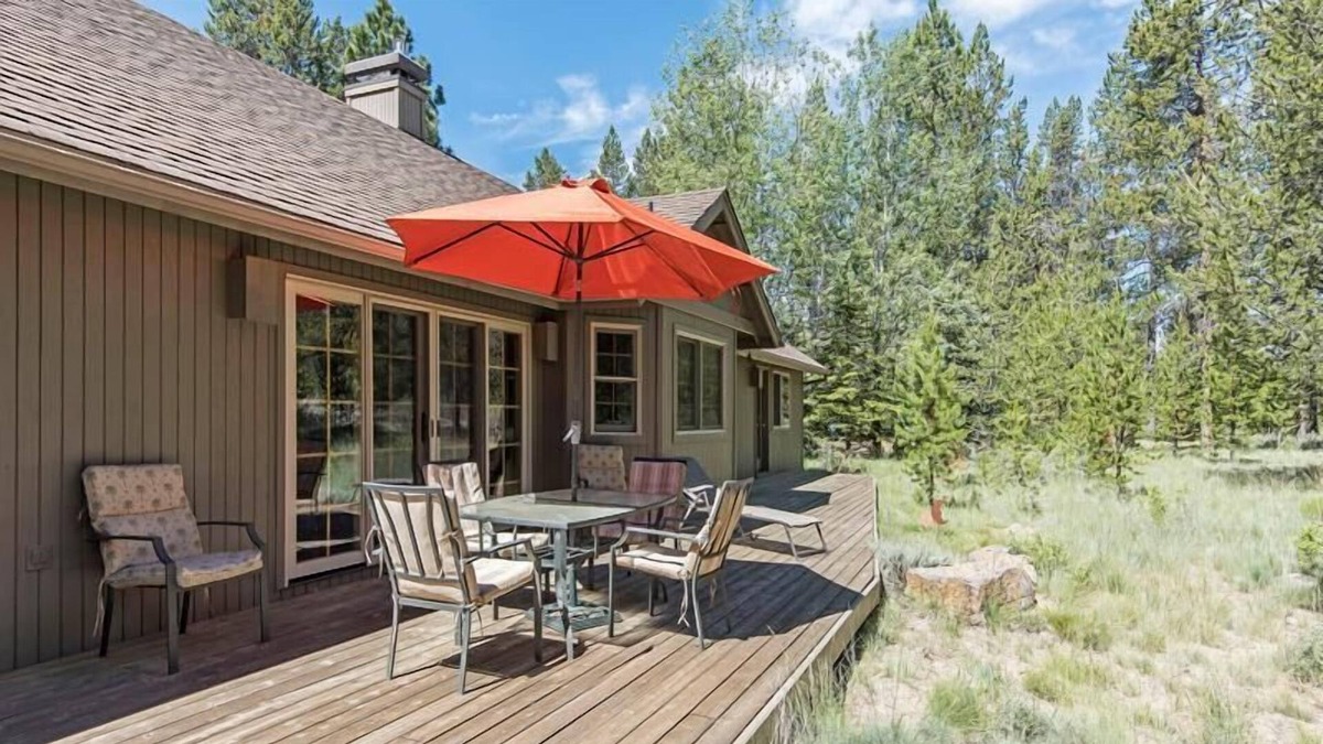 Deer Park House | Oregon Loop 36