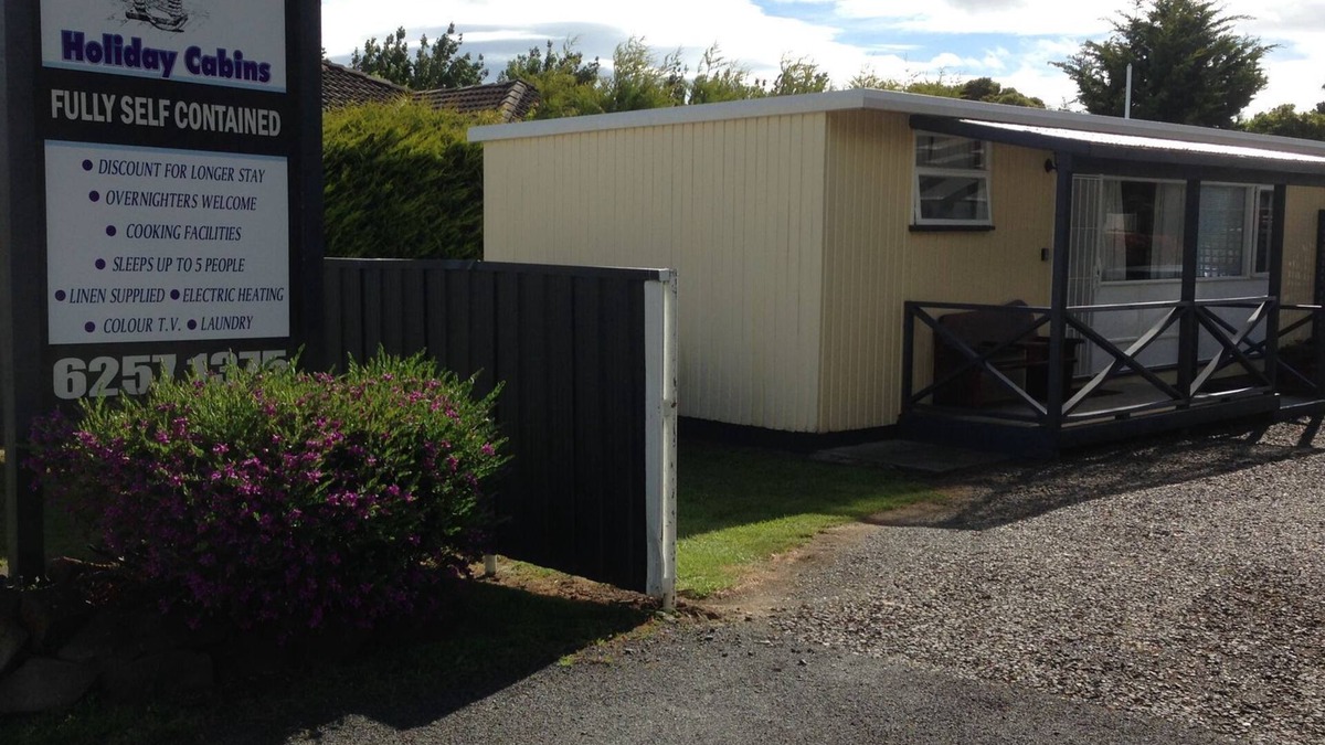 Orford Apartment | Orford Sea Breeze Holiday Cabins