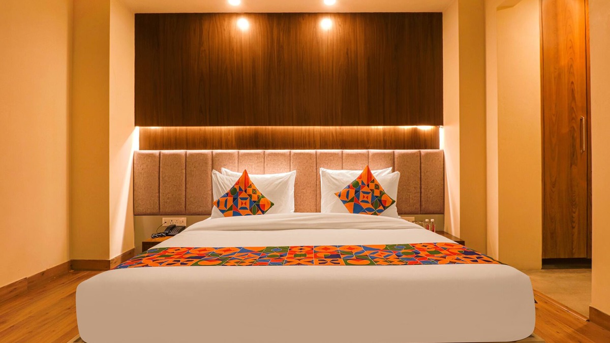 Anand Vihar Hotel | Oriva Prime Shanit