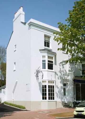 Lindfield Apartment | Orla Restaurant & Rooms