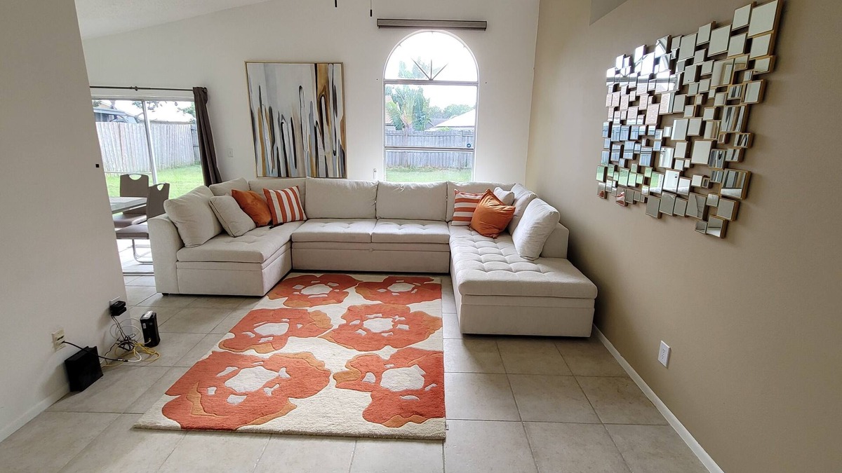 Orlando House | Orlando Home near Parks! Quiet ￼ neighborhood! Nice price!