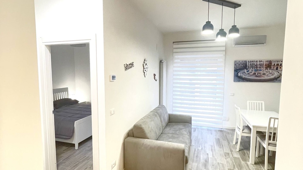 Montegrappa Apartment | Orleans Luxury Apartment - Appartamento a 2 Minuti dal Palazzo dei Normanni