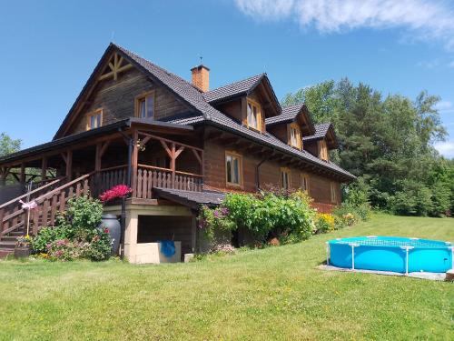 Uscie Gorlickie House | ORLIK - pokoje gościnne