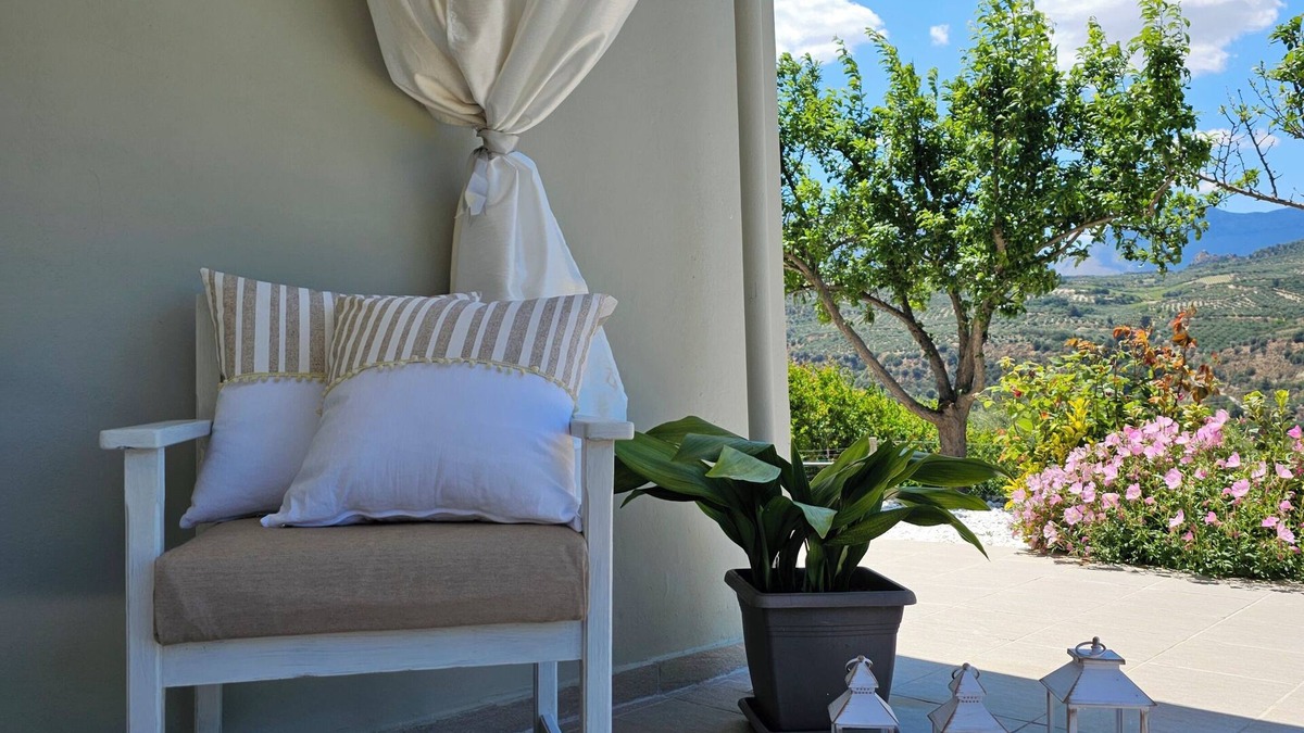 Archanes Villa | Ornament:Infinite Nature VillanFeel Nature, Enjoy Serenity, Live THE Experience!