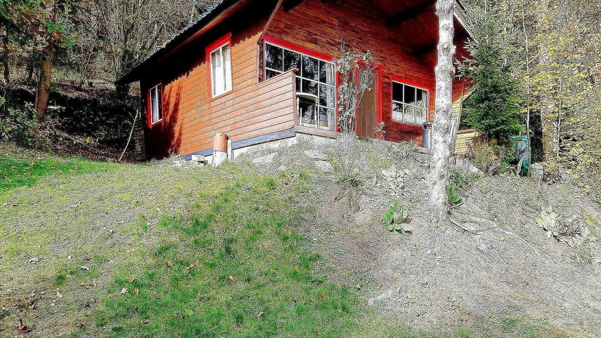 Nisramont Ski Chalet | Ortho Hideaway with Garden