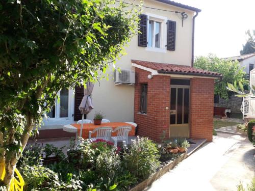 Lovrecica Apartment | ORY Apartments