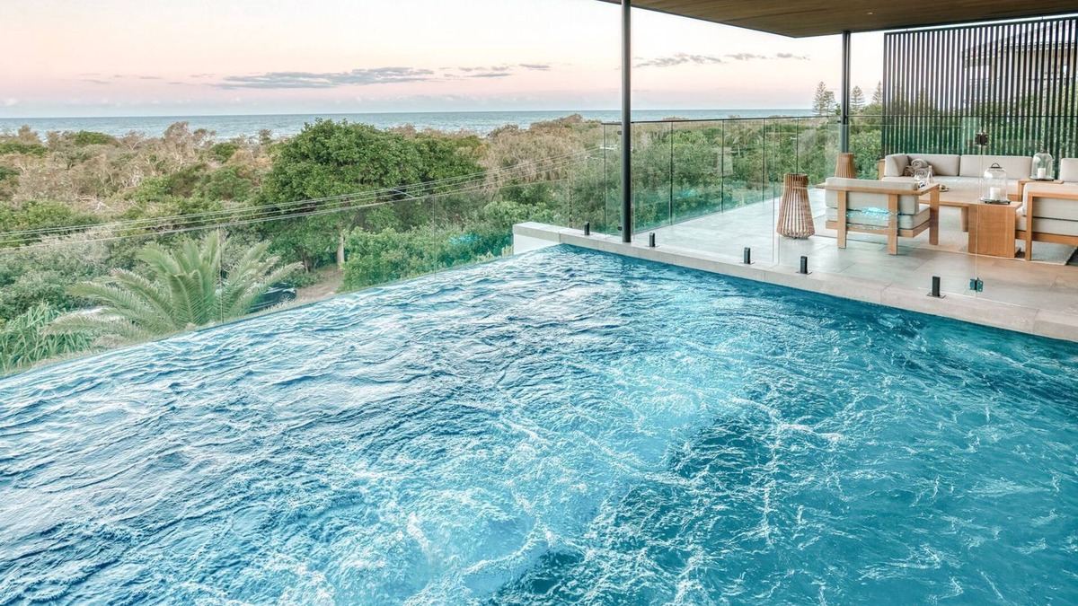 Peregian Beach House | Osprey - A luxurious sunrise to start your day