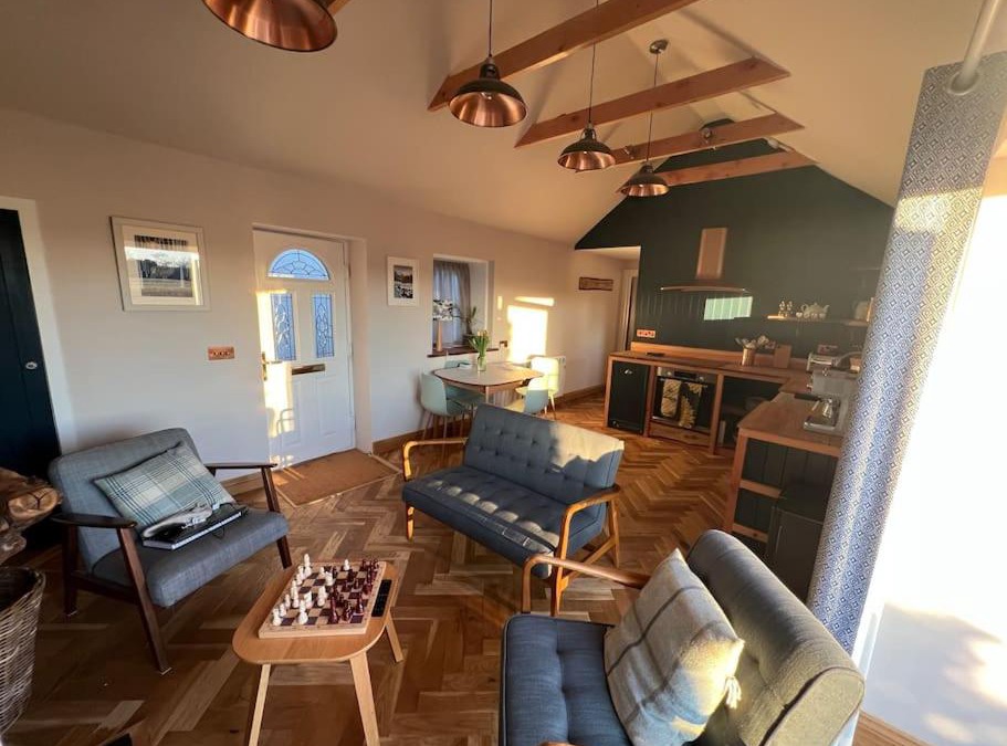 Forres House | Osprey Hide