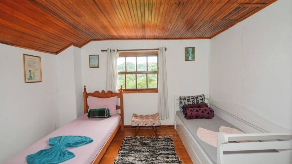 Monte Verde House | Otima localização,para sentir o verdadeiro clima de Monte verde, chale familia.