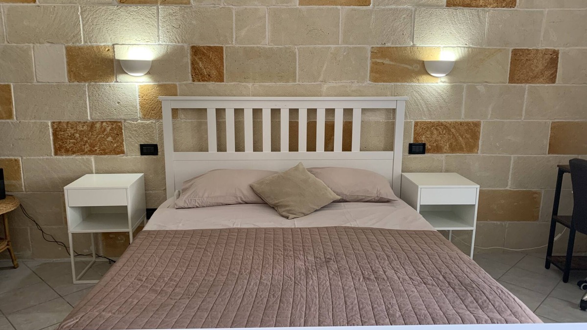 Otranto Apartment | Otranto holiday home with three bedrooms and only a two minute walk to the beach