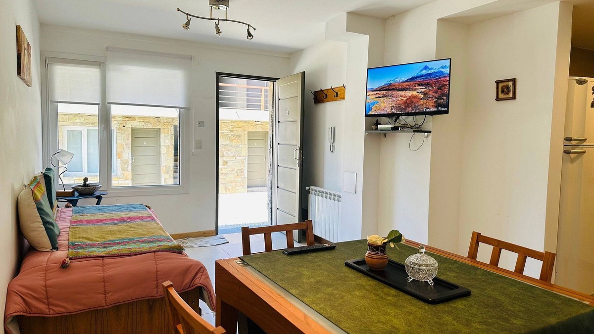 San Carlos de Bariloche Apartment | Otto apartment in complex with parking