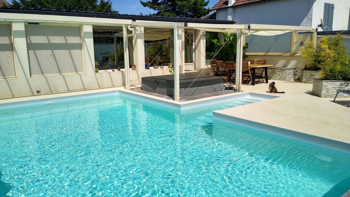 Ouistreham House | Ouistreham 100m from the beach, Normandy landing beaches, 2 h from Paris