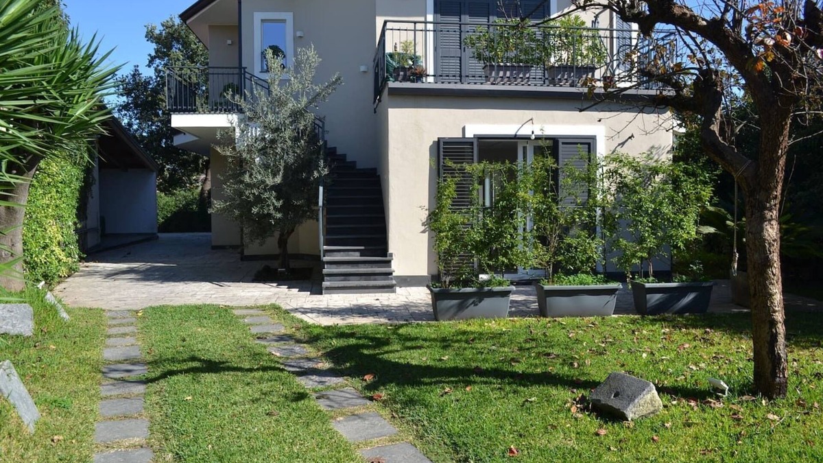 Valverde Villa | Our corner of Sicily between the sea and Etna