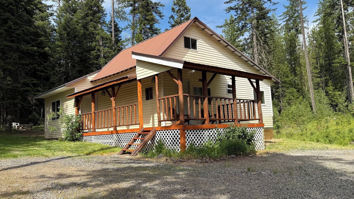 St. Maries Cabin | Our Little Yellow Cabin in remote North Idaho- a Perfect Getaway!