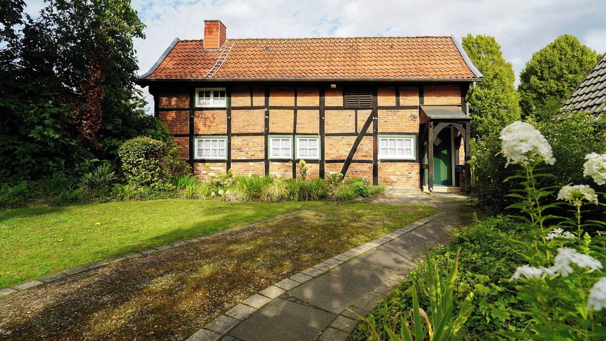 Everswinkel House | Our rustic weaving mill with garden oasis in the heart of Münsterland