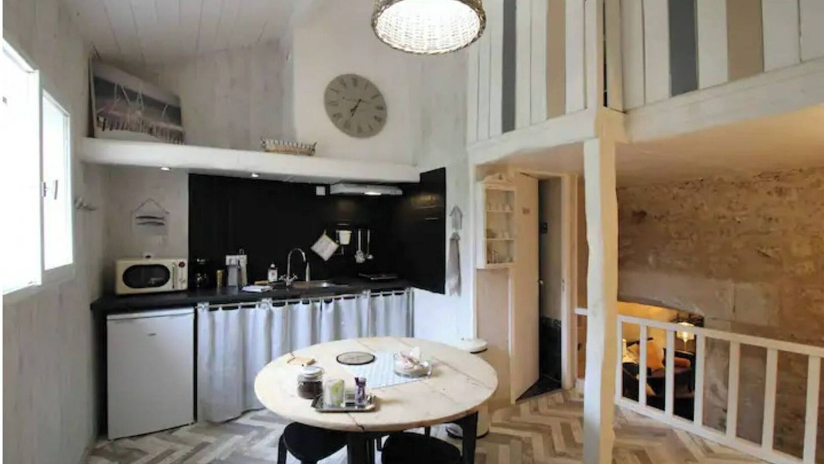 Migne-Auxances House | Outbuilding & Jacuzzi near Futuroscope
