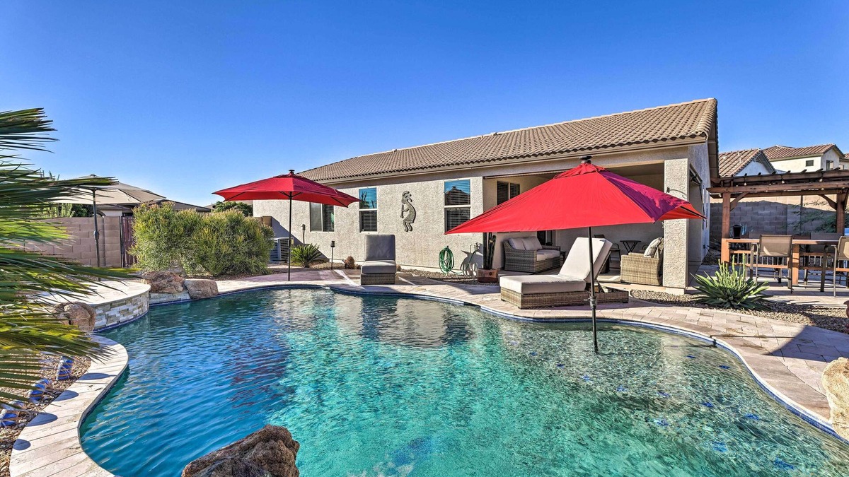Entrada Del Oro House | Outdoor Oasis: Home w/Fire Pit in Gold Canyon!