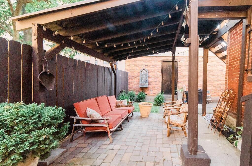 Manchester Apartment | Outdoor Space - Parking - 1st Floor - Walkable