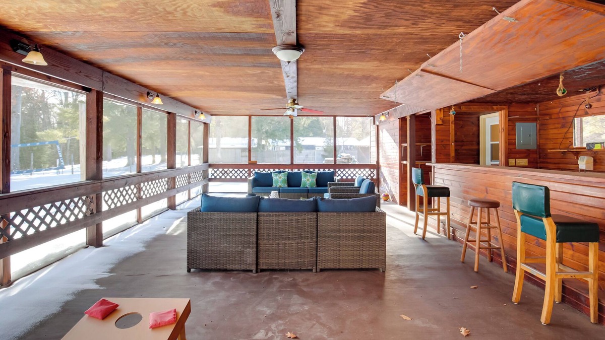 Eagle River Cottage | Outdoor Wet Bar: Spacious Eagle River Retreat!