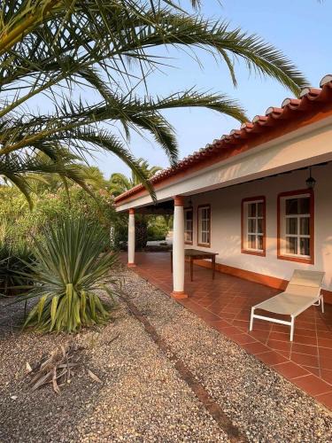 Cabeco de Vide House | Outeiro do Álamo by Portus Alacer