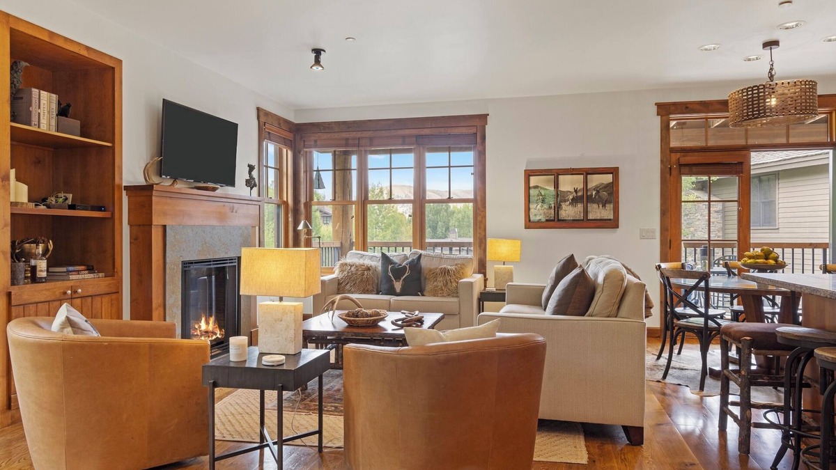 Jackson House | Outpost: Love Ridge 251 - Spacious, Air Conditioned