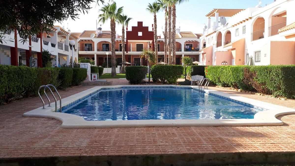 Quesada House | Outstanding Contemporary Styled Two Storey House