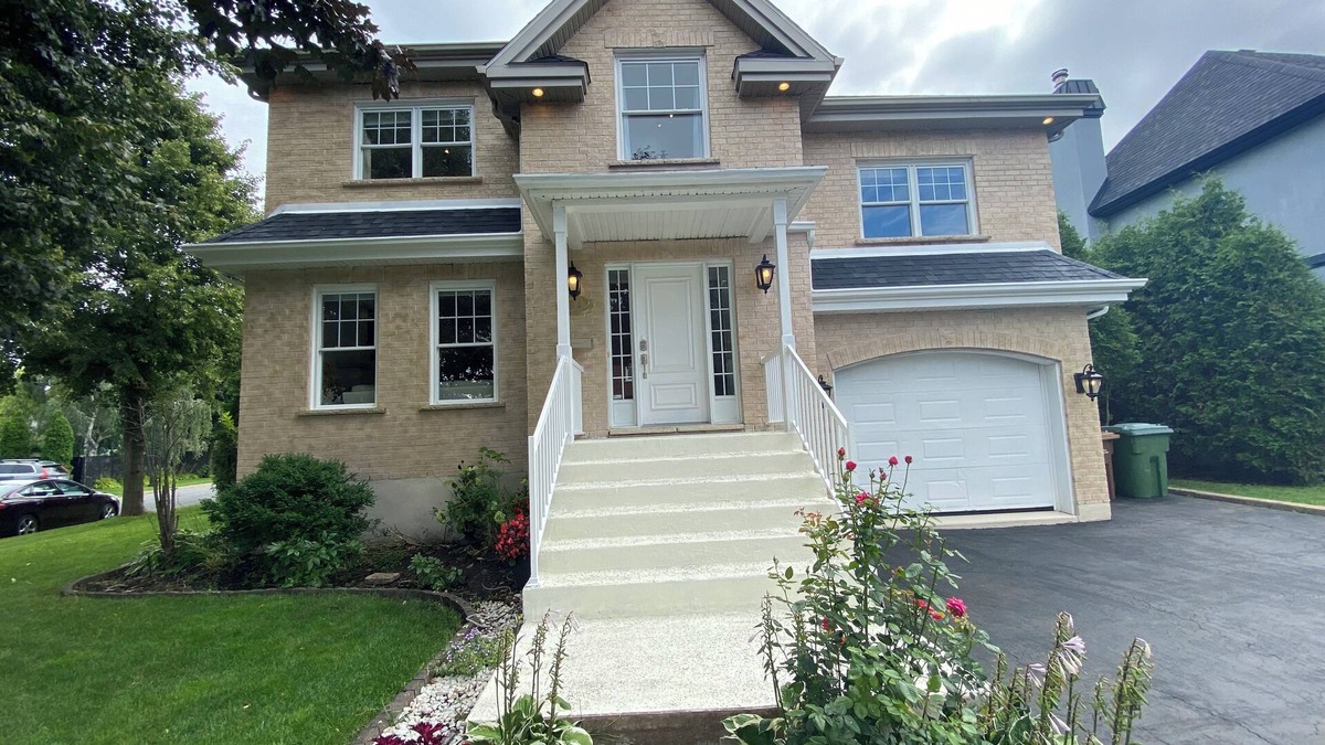 Candiac House | Outstanding House 25 minutes to Downtown Montreal - Many rooms