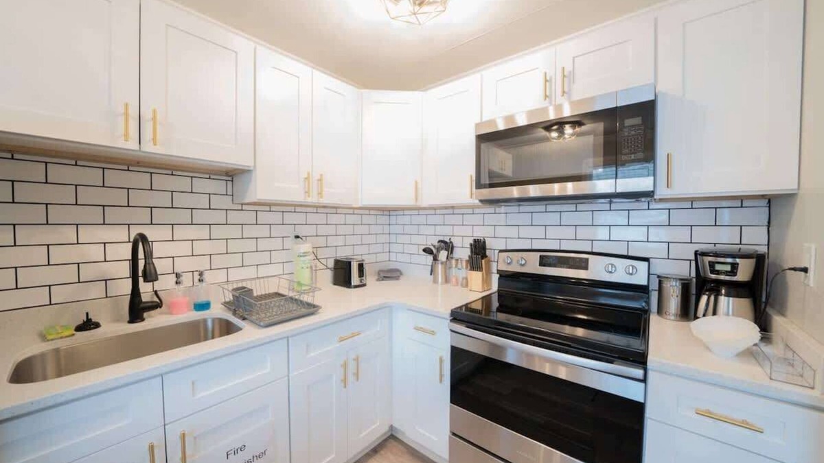 East Ocean View Apartment | OV Mosaic - Summer Suite