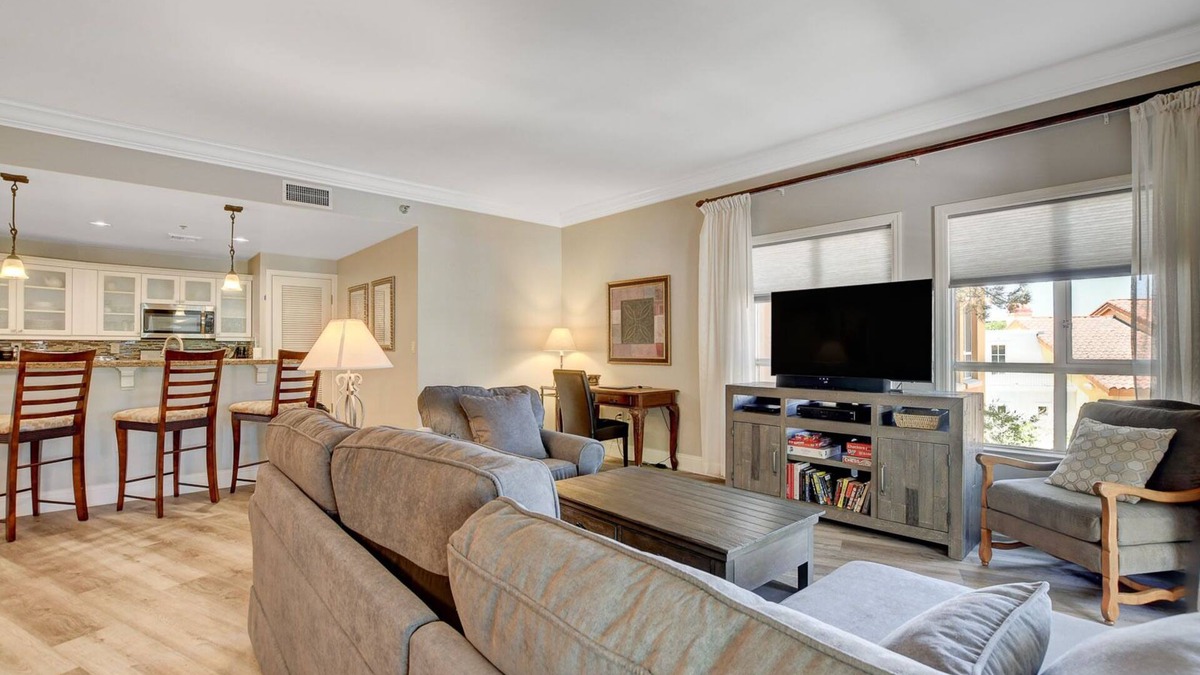 Lake Las Vegas Condo | OVER-SIZED 2 BR PATIO UNIT STEPS TO POOL & COURTYARD!