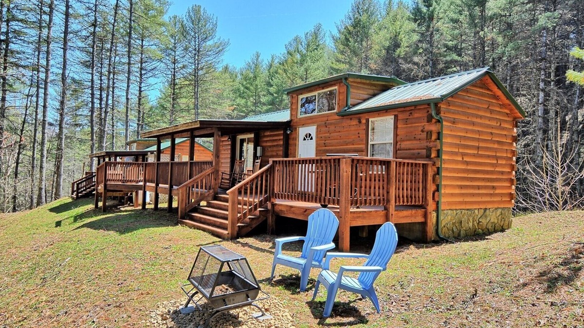 Crumpler Cabin | Over the River & Through the Woods-Open for Bookings! 2 Cabins