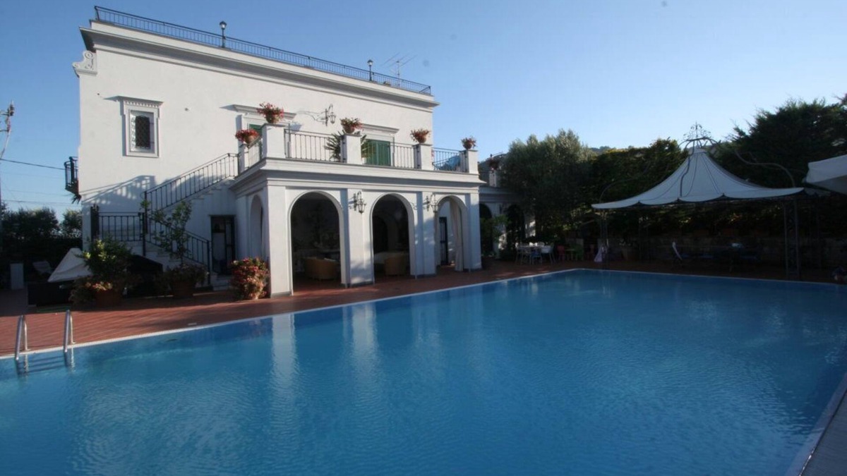 Colli di Fontanelle Villa | OVERVIEW 1881 VILLA WITH POOL