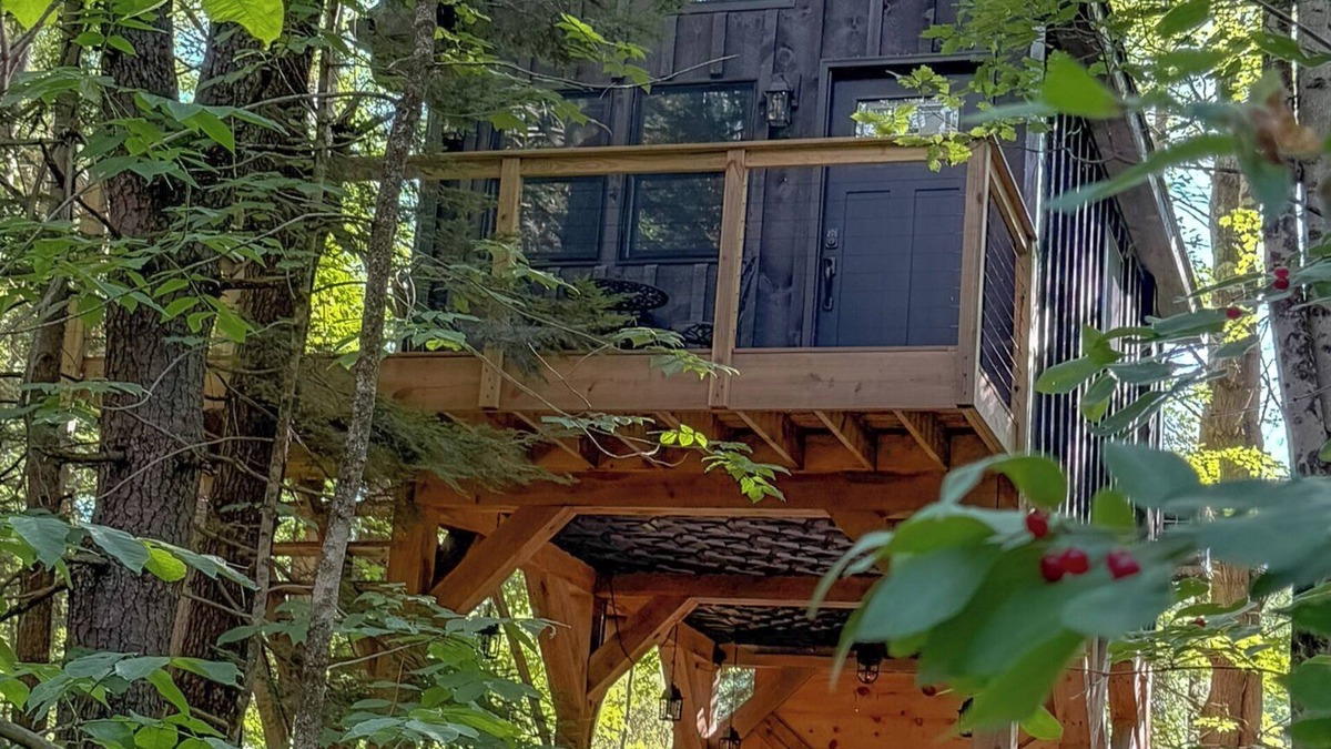 Alstead Cabin | Owl's Nest Treehouse