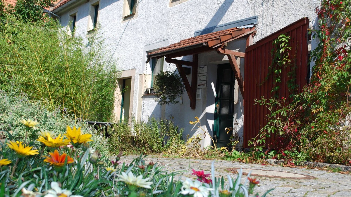 Bannewitz Cottage | Own green idyll in the south of Dresden :-) a stone's throw from the city center