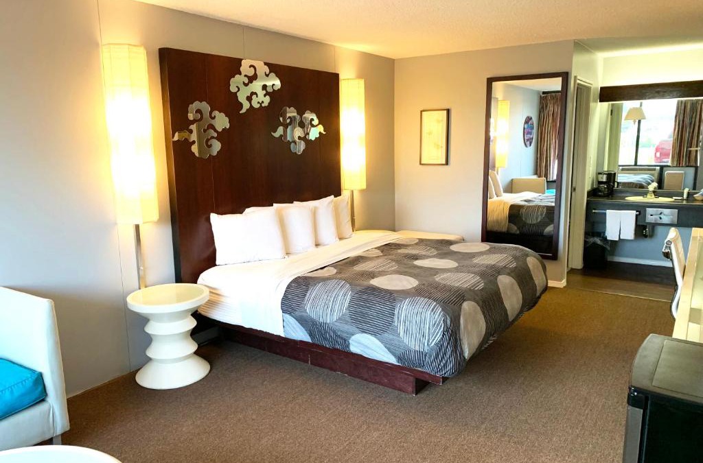 Ozark Hotel | Oxford Inn