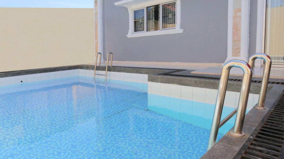 Padang Hotel | OYO 1326 Mahakam Guest House