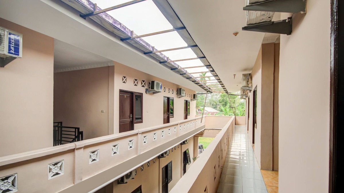 Tebing Tinggi Hotel | OYO 3389 Sonya Homestay Syariah