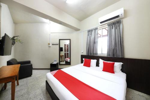 Paya Hotel | OYO 507 Aikka Hotel