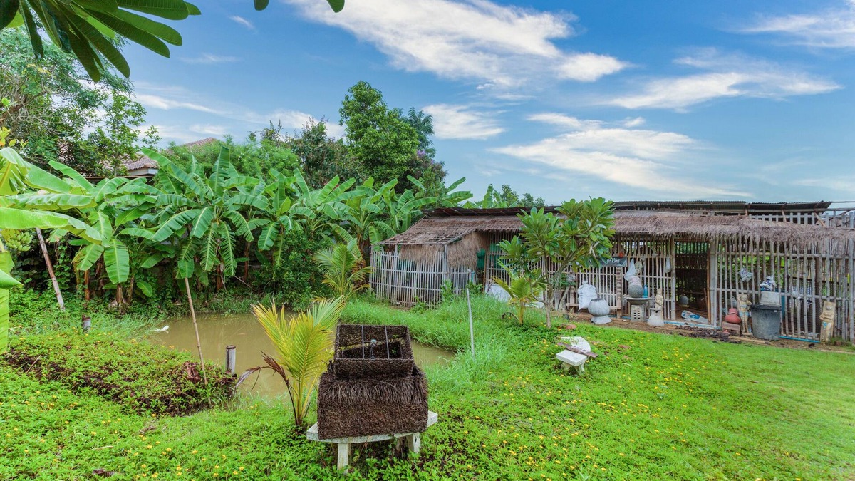 San Kamphaeng Hotel | OYO 749 Baan Suan Resort