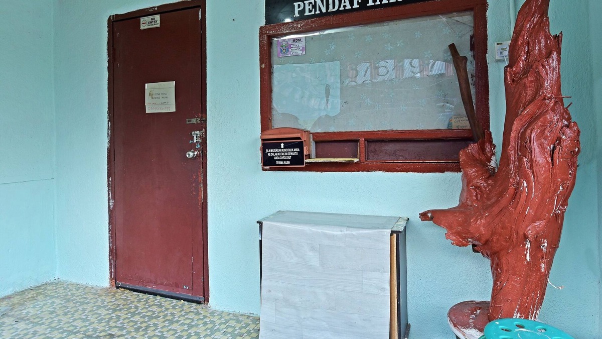 Kampung Ru Muda Hotel | OYO 90689 Chalet Kak Siti