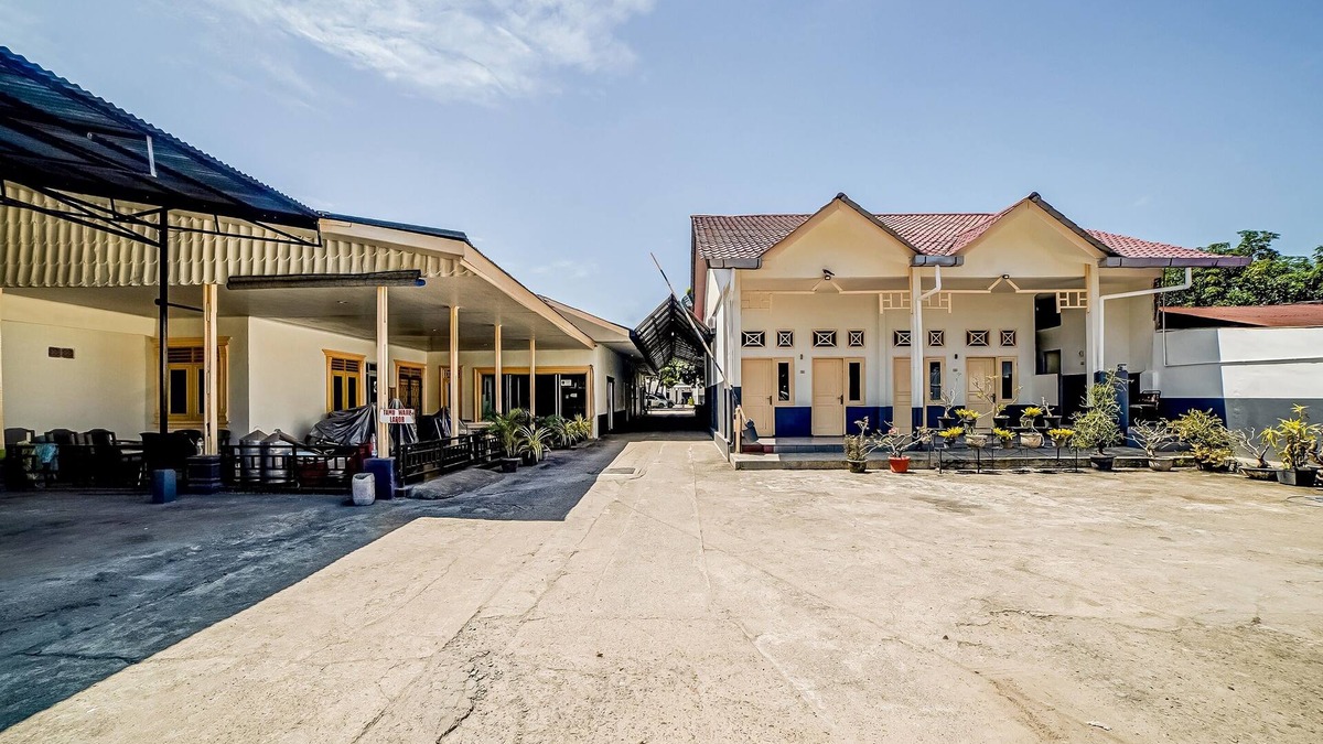 North Labuhanbatu Hotel | OYO 90834 Hotel Anugrah