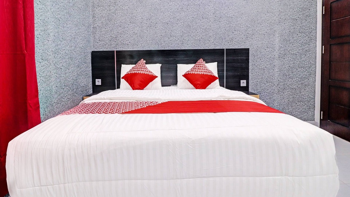 Sarolangun Hotel | OYO 91203 Naufal Residence Syariah