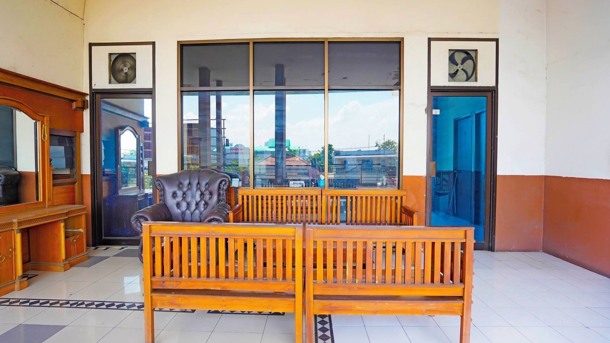 Bungurasih Hotel | OYO 91415 De Wijaya Hotel