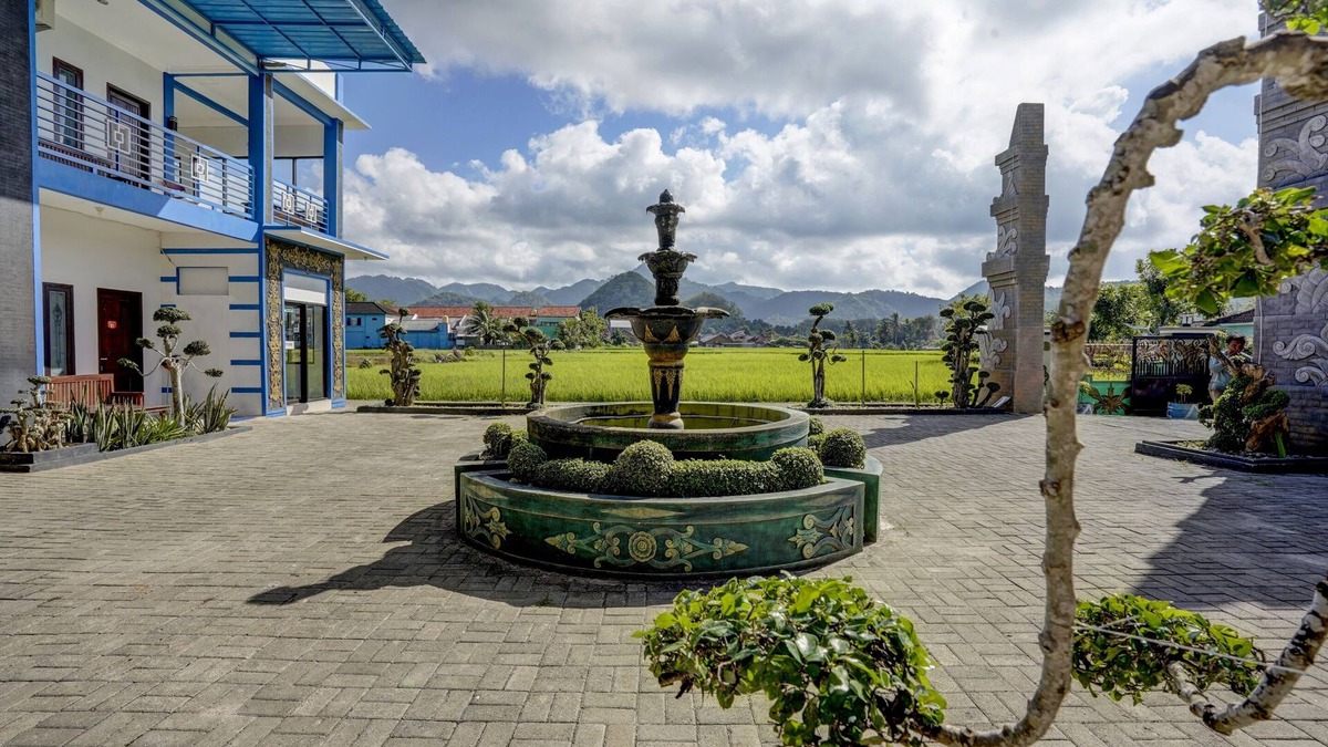 Gresik Hotel | OYO 92907 Miranda Hotel Syariah